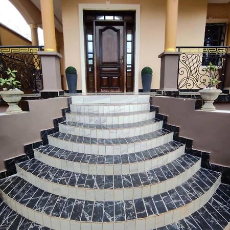 Residence Cherel 'New' Yaoundé Exterior photo